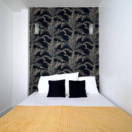 شقة 2 Bed Modern Fully Furnish Flat,Close To Buttes Chaumon Park باريس المظهر الخارجي الصورة